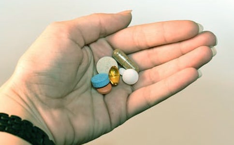 發(fā)吃藥的心情說說