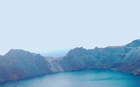 長白山瀑布作文