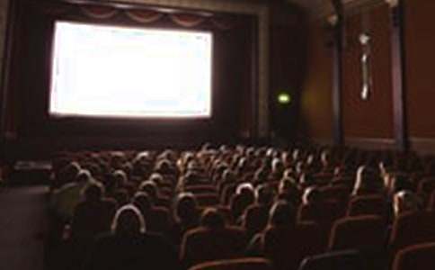 �Ӱ����������v�Uӛ3�����}�����~