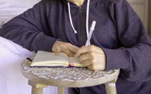 �x��н�(j��ng)������