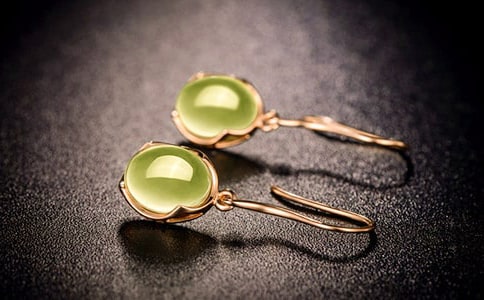 ��������h(hu��n)����Ů�^���1500�֣����x6ƪ��