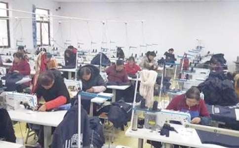 ���b�S��ͬ