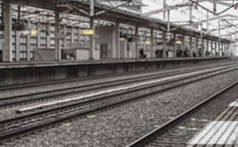 ֻ��һ�˱����Ļ�܇(ch��)վ