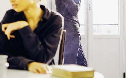 【精】冷漠的態(tài)度作文