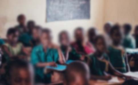 隨筆關(guān)愛(ài)留守兒童