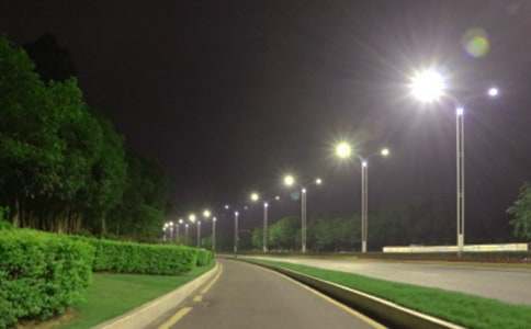 ·������600��