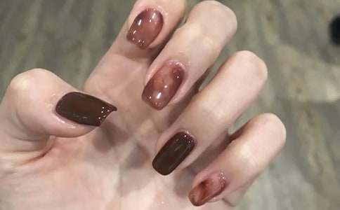 ���׻�ӷ���