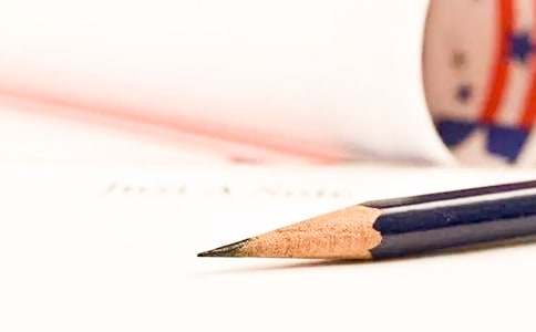 未來的鉛筆盒作文