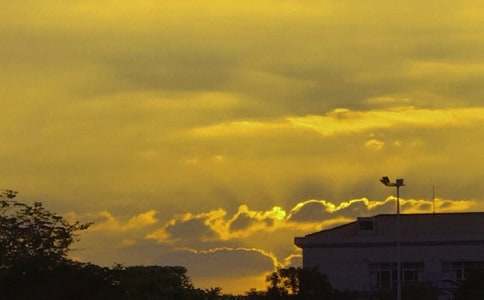 日落小學作文(優(yōu)選)