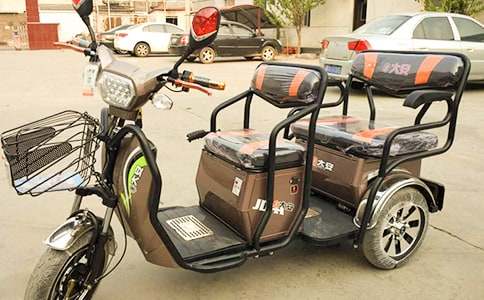 ����?sh��)���݆܇���?/></p>
<h2>����?sh��)���݆܇���?</h2>
<p>�����r�����f�����ֿ�Ҋ��܇���������f����݆܇��������������Ļؑ���</p><p>����С�r������ϲ�g����������һ���҆����������������҂������Ђ��A����L�ӣ��������҂���߀���ԝL�ӵ���ʲô�|�����������ش�������Ǿ�����݆܇?y��n)����������҂�������܇���������(sh��)?Ԓһ�������D�X��Ц����݆܇��ʲô����܇ѽ���������f�����ǿ����������F�Č�ؐ�أ���</p><p>���������������Ԟ���݆܇�Ǡ��������F�Ė|�������ǽ�(j��ng)�v�^һ�������֪�������������һ�죬����������һ�ӽ��Һͱ���ؼ����ڹՏ����r�����ڹյ�̫����܇�]�Єxס��ֱ�ӛ_������������󺰵��������������Һͱ����s�o����܇����߅��·�˿�Ҋ������һ�����æ����K�������҂���ƽ���o��������݆܇�s�ѽ�(j��ng)���ò��ɘ��������ص��ң��������]�й�������݆܇��������(d��n)���҂��Л]�б������������҂��]�r�����ŷ����ā���ԭ��ҹҹ���������F�Č�ؐ���҂���������݆܇��</p><p>�������������С�W(xu��)��һ�죬����ͻȻ��W(xu��)У���V��������ȥ������ ���@����Ϣ���ҡ��ۡ���һ��������������߀�úõģ���ô�f�߾����������Ҳ�Ը���Š����x�_��ֻһ���Ń����ĵĿ���</p><p>�����]�Р���?sh��)����������ƺ��������S����Ҳ��Ĭ���S�࣬����S������Ԓ���]���f����</p><p>�����F(xi��n)��������܇�������݆܇�����ƺ��ֿ����ˠ���?sh��)���Ӱ�?/p><h2>����?sh��)���݆܇���?</h2>
<p>�����ڼ��d���S�r�����Կ�Ҋ����݆܇���ˡ�Ȼ������һλ�Ϡ����o�ҵ�ӡ��������</p><p>�������c��(ji��)��һ�����Һ͋����ĚW�г������������݆܇��ȥ����Ȼ�҂���Ҋһλ�Ϡ���������һ�v�ƿ��݆܇�������҂�ӭ��ȥ��������������׉K�X���Ϡ����f����ÿ�����K�����҂��X�úܱ�������������݆܇��</p><p>��������݆܇�����Ҳ��м�(x��)�ش������@λ�Ϡ���������s����ʮ�q���е����������W�װl(f��)���MĘЦ��������һ����ɫ��`�������҆��������Ϡ��������@ô��q��(sh��)�����@�ӵ���݆܇�����ۆ������Ϡ�����Ĭ��Ƭ�̣������f�ص��f������(d��ng)Ȼ�������҃����������Ҿͳ�������݆���oՓ�����ġ����������������g�ࡣ�@����һ�굽�^Ҳ�ܒ�һ�f��һ�������������όW(xu��)����܇�Q���������һ�_һ�_̤����ѽ��Ҫ�������@������վ��������</p><p>���������������ڴ����������Ϡ���?sh��)�Ԓ���@ô��Ěq��(sh��)�����ˣ���Ȼ����Լ������w����������������Ը���ڼ����帣��Ҳ��Ը׌ȫ�����I�������Ҿ������ĈԳֲ�и�ľ����ґ�(y��ng)ԓ�����W(xu��)��(x��)����ϧ�F(xi��n)�ںõ���������x����</p><h2>����?sh��)���݆܇���?</h2>
<p>����С�r�����Ҽ�ֻ��һ�v늄�܇���Á��������όW(xu��)�ܲ����㡣</p><p>����ӛ�����궬���Ҫ���R�r������������ѩ��Ҫ��������늄�܇���͕�׌�O�Ӹе��؄e�ĺ��䣬���Ա���Iһ��������݆܇�����Ǡ�����8000�K�X�I��һ�v���{��ҵ�늄���݆܇���ҿ����˷ǳ����d��</p><p>����һ��һ�ȵ�ѩ�첻֪���X���������g�������T�����µ���݆܇�����όW(xu��)�����@��������߀�����䣬��ͣ�ض����ң�����Ȼ�����䲻�䣬�������Ϳ��o��������Ҳ�����f��ֻ�ǌ����w�o�o�������ڠ���������</p><p>�����@�rѩ���·������f������Ȼ�����.�Ҹ����Ǡ������Լ������ںͺ�ˮ�Q������������Ҫ��ϧ�F(xi��n)�ڵ����Õr������Ҫ��ؓ(f��)��������Đ���Ҫ�J(r��n)��W(xu��)��(x��)֪�R�������óɿ����؈󠔠�����</p><p>�������ˌW(xu��)У�Ĵ��T�����������˱����ұ���ѩ����·����ͽo��һ�т���Լ��s�����^վ��ԭ����������ʮ�������D(zhu��n)�����������ª�����Ӱ������������������ؼҰɣ��e��ð����������Ц���_�Ҕ[�˔[�����ž����D(zhu��n)���x�_�������ٴλ��^���r��������������݆܇�ѽ�(j��ng)��ʧ�ڰ�ãã�Ĵ�ѩ�У����µ��Ǡ�������Đ���</p><p>�������������������W(xu��)�������e�ڳɼ����_ʼ��ð�l(f��)��������ֻ���ɋ��������ң�׌�����ڼ����B(y��ng)�����^�ˎ��������������֏�(f��)�������R�����^�m(x��)�����όW(xu��)��</p><p>������������֪�������ҵĐ۾����@����Ĵ�ѩһ�������h(yu��n)Ҳ��(sh��)�������</p><script>s(