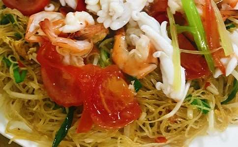 【熱】螞蟻搬食物作文33篇