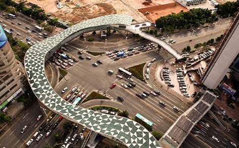 斗膽過(guò)天橋-小學(xué)作文