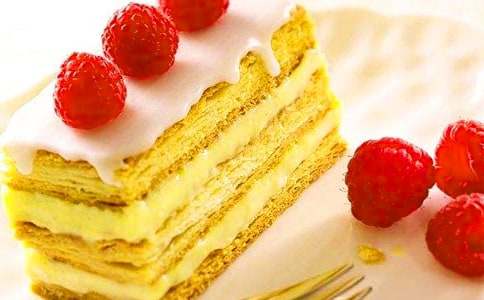 寫幸福甜點(diǎn)屋冰雪蜜糕的作文匯總800字左右