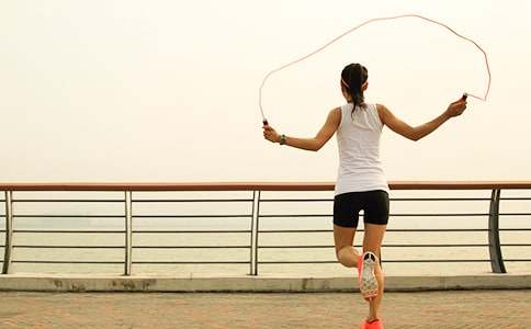 家庭跳繩比賽作文(合集2篇)