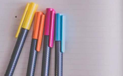 未來的文具盒作文范文