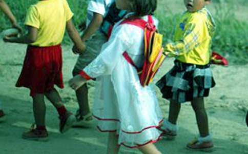 �Һ͕��Ĺ���С�W(xu��)������200�֣�ͨ��28ƪ��