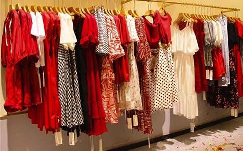 未來的衣服作文100字(精選33篇)