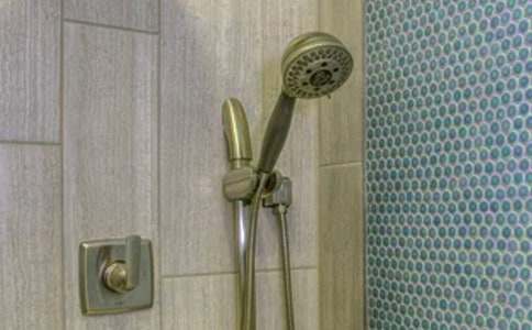 �l(f��)����ԡ�����һ��������